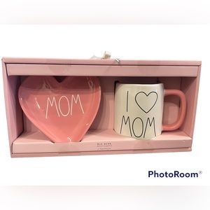 Rae Dunn Pink/White Mom Artisan set Plate & Mug